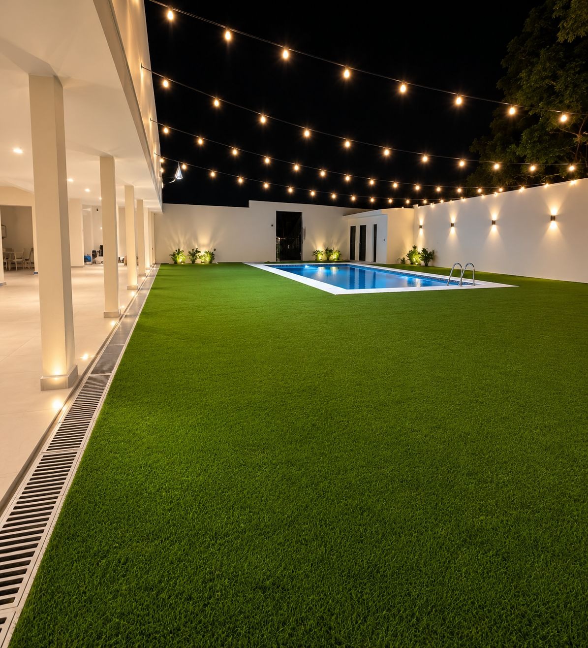 Ambiente decorado à noite